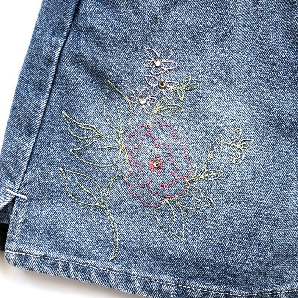 3 Pc Lot Gymboree Denim Skort with 2 Tops Sz 6 & 7 - Picture 4 of 10